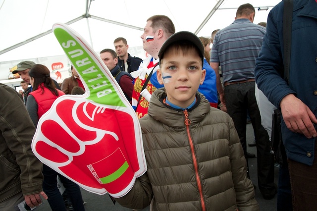 laitila_valkovenajafani20140513
