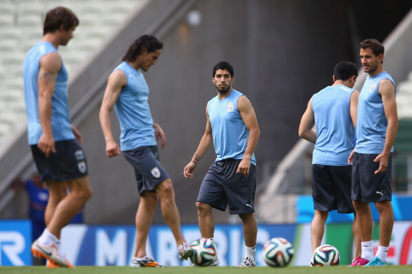 getty_suarezluiz20140614