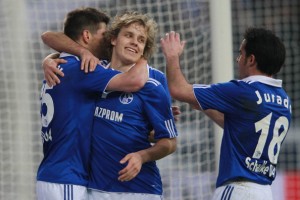 getty_pukkiteemu20121208