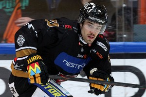 t_KarpatSimonSuoranta2015a