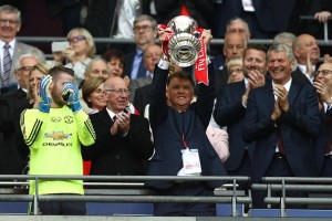 getty_vangaallouisFAcup21052016.jpg