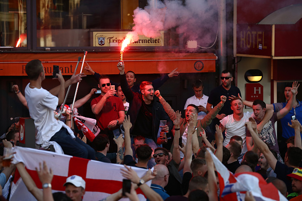 getty_huliganismi9Lille15062016.jpg