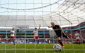 getty_pohjanpalojoelleverkusen20160910h