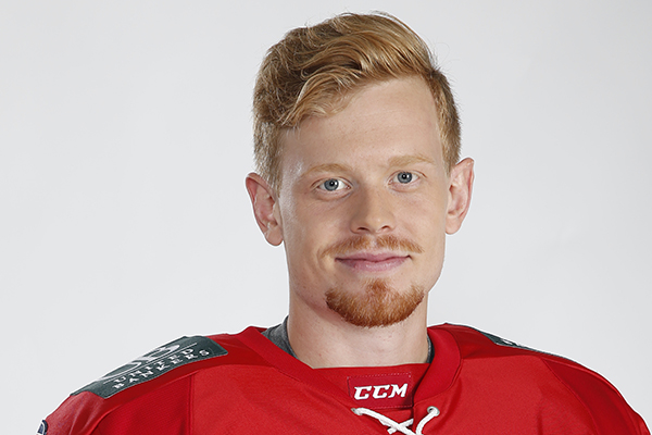 salmela_saku_pelaajakuva_hifk_2016