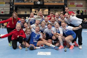 dickennaistencupmestari2016