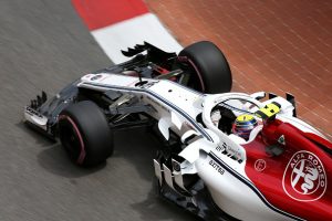 getty_afaromeosauberleclerccharlesf120180528