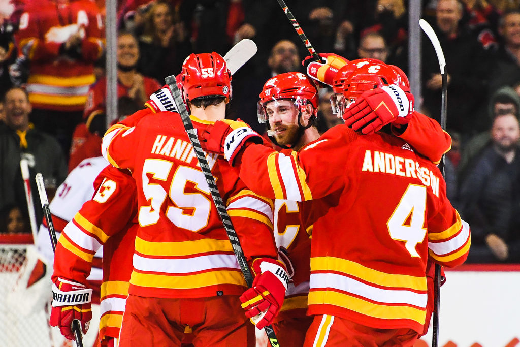 Carolina Hurricanes v Calgary Flames