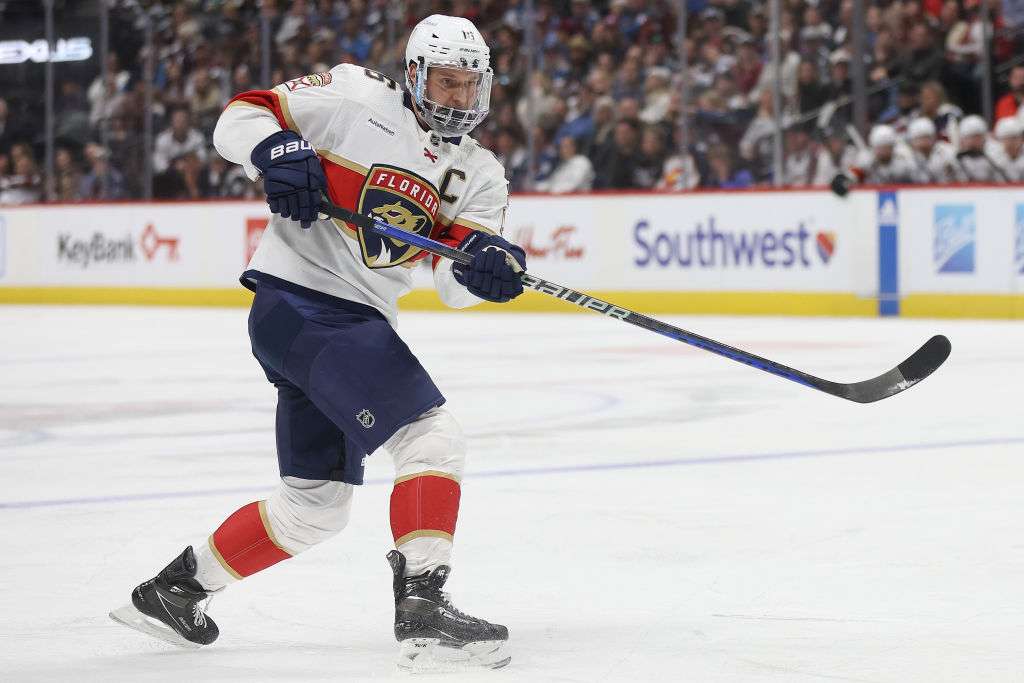 Aleksander Barkov tehoili suomalaistähtien kohtaamisessa