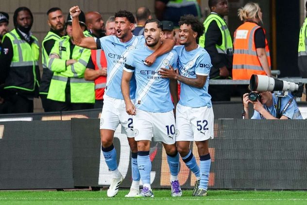 aop_manchestercity25